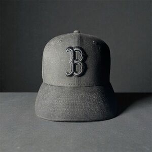 Boston Red Sox New Era Black 59FIFTY Fitted Cap 7 1/2